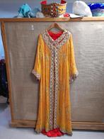 Marokkaanse Kaftan jurk., Kleding | Dames, Jurken, Maat 38/40 (M), Geel, Ophalen of Verzenden, Gedragen