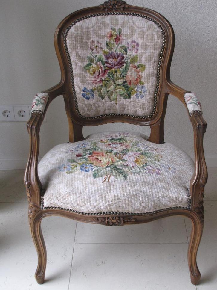 Queen Ann stoel met armleuningen, Antiek en Kunst, Antiek | Meubels | Stoelen en Banken, Ophalen of Verzenden