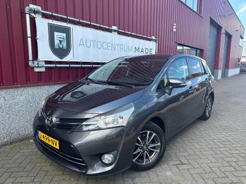 Toyota Verso 1.6 VVT-i Comfort // Navi // Clima // Pano // t beschikbaar voor biedingen