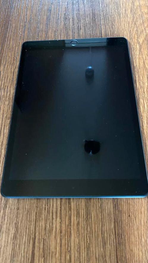 Apple iPad 9th generation, Computers en Software, Apple iPads, Zo goed als nieuw, Overige modellen, 10 inch, 64 GB, Grijs, Ophalen