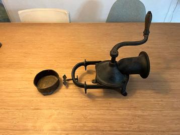 Vintage Koffiemolen - Handbediend beschikbaar voor biedingen