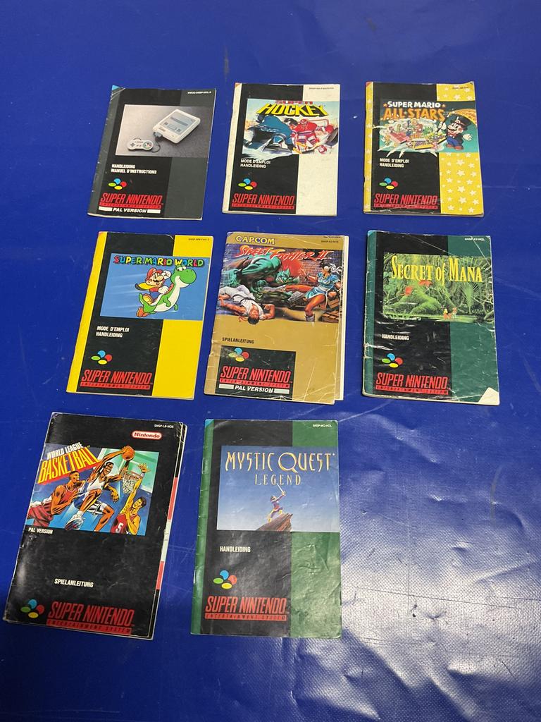 Super Nintendo diverse spellen boekjes handleiding, Spelcomputers en Games, Games | Nintendo Super NES, Ophalen, Gebruikt
