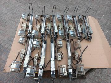 Luchtcilinder lineair cilinders met slag van 20 cm beschikbaar voor biedingen
