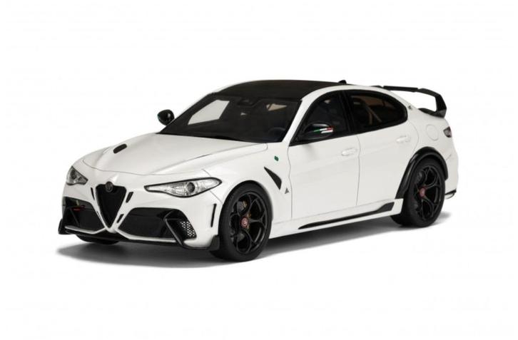 1/18 Alfa Romeo Giulia GTAm Trofeo White, Hobby en Vrije tijd, Modelauto's | 1:18, Nieuw, Auto, OttOMobile, Ophalen