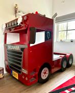 Scania vrachtwagen bed massief hout, Kinderen en Baby's, 85 tot 100 cm, Ophalen of Verzenden, Zo goed als nieuw, Matras