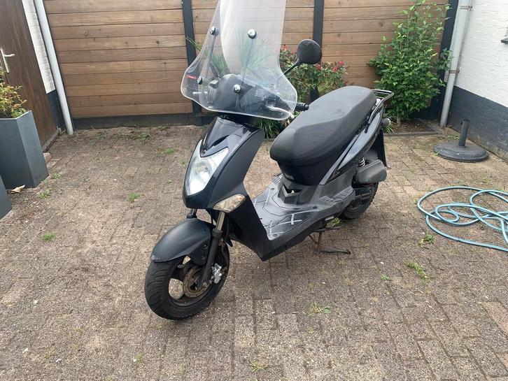Kymco agility 50 snorbrommer 12 inch, Fietsen en Brommers, Scooters | Kymco, Zo goed als nieuw, Agility, Benzine, Ophalen