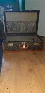 Vintage leren koffer met LV motief, jaren '70, Gebruikt, 50 tot 60 cm, Slot, Leer