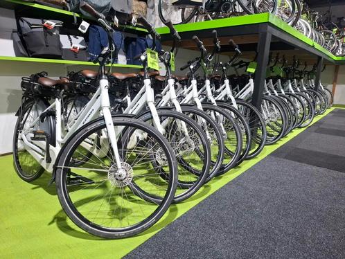 Batavus cura ebike midden motor elektrische dames fiets 500w, Fietsen en Brommers, Elektrische fietsen, Zo goed als nieuw, Ophalen