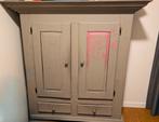Vintage Wooden Wardrobe, Verzenden