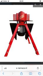 Te huur stenenbikker friese geeltjes bikken bikmachine, Ophalen, Bakstenen