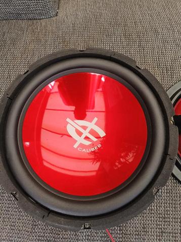 🟥Caliber auto woofers 10 inch met geharde conus.. beschikbaar voor biedingen