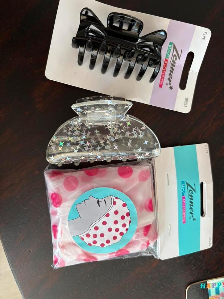 Set Zenner accessoires – haarklemmen & douchekap, Sieraden, Tassen en Uiterlijk, Uiterlijk | Haarverzorging, Nieuw, Haarspeld