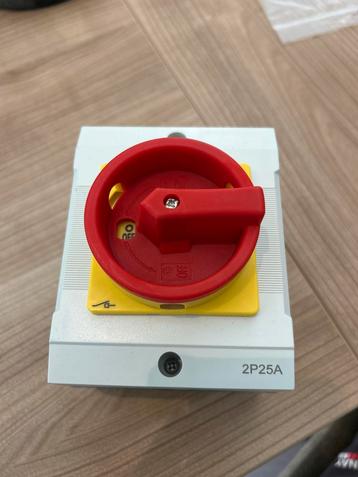 EMAT Werkschakelaar EWS-225 2P 25A beschikbaar voor biedingen