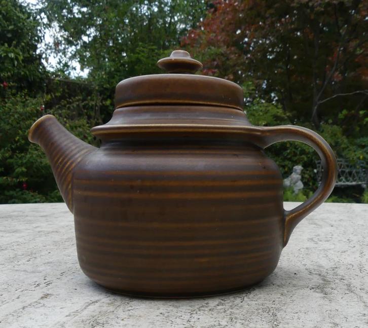 Arabia Ruska servies, Huis en Inrichting, Keuken | Servies, Nieuw, Bord(en), Wedgwood, Aardewerk, Ophalen of Verzenden