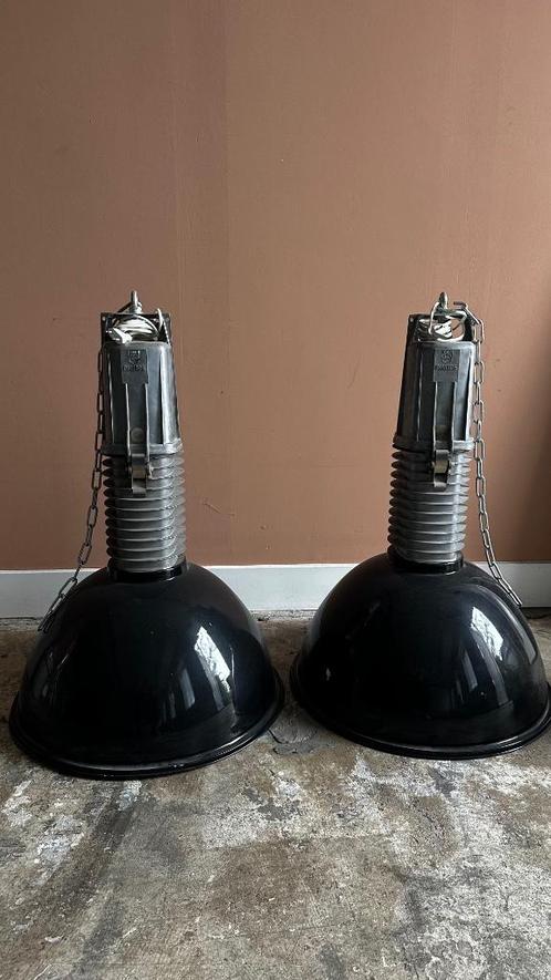 Twee originele Philips industriële hanglampen– vintage, Huis en Inrichting, Lampen | Hanglampen, Gebruikt, 75 cm of meer, Metaal