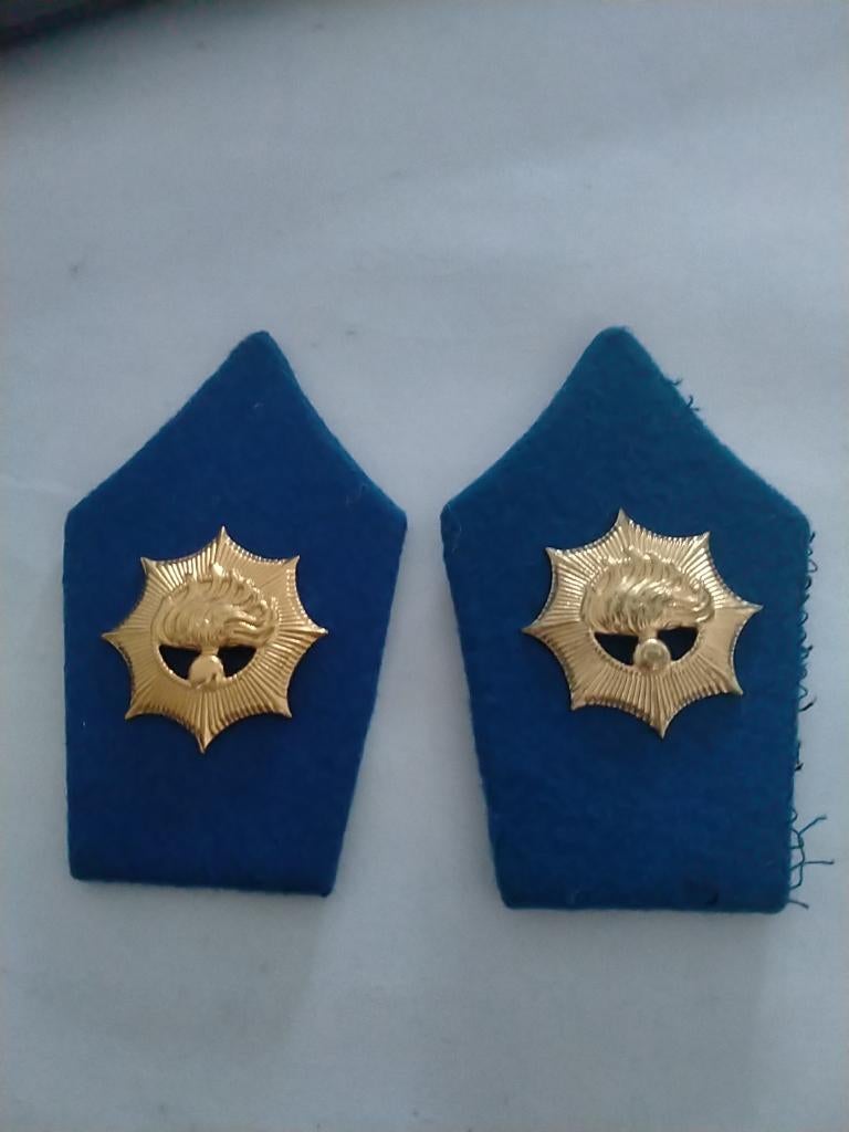 Rijkspolitie te water , setje kraagspiegels, Verzamelen, Verzenden, Overige soorten, Nederland, Embleem of Badge