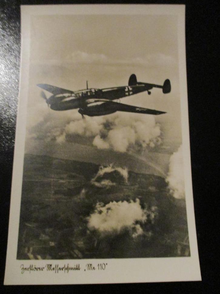 WO2 postkaart - Luftwaffe - Messcherschmitt Me 110, Verzamelen, Militaria | Tweede Wereldoorlog, Luchtmacht, Foto of Poster, Duitsland