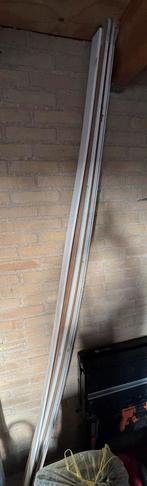 Plinten , plint nooit gebruik gratis!!! MOET WEG DEZE WEEK!, Doe-het-zelf en Verbouw, Plinten en Afwerking, Ophalen, Zo goed als nieuw