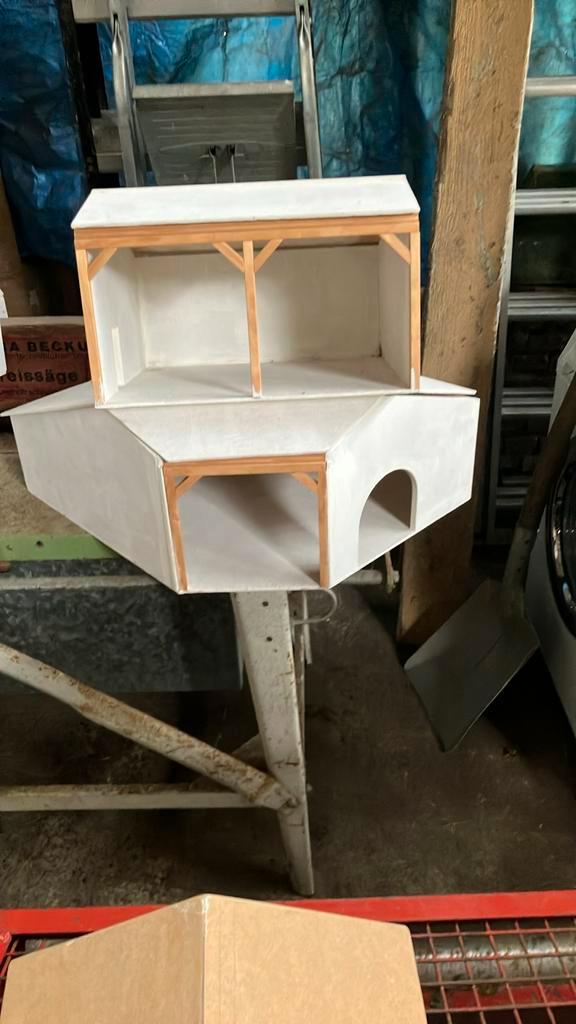 Houten Schuur Siku 1:32 - Handgemaakt!, Kinderen en Baby's, Speelgoed | Poppenhuizen, Zo goed als nieuw, Toebehoren, Ophalen