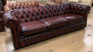 Prachtige Chesterfield Bank 3,5 Zits Dark Rust. beschikbaar voor biedingen