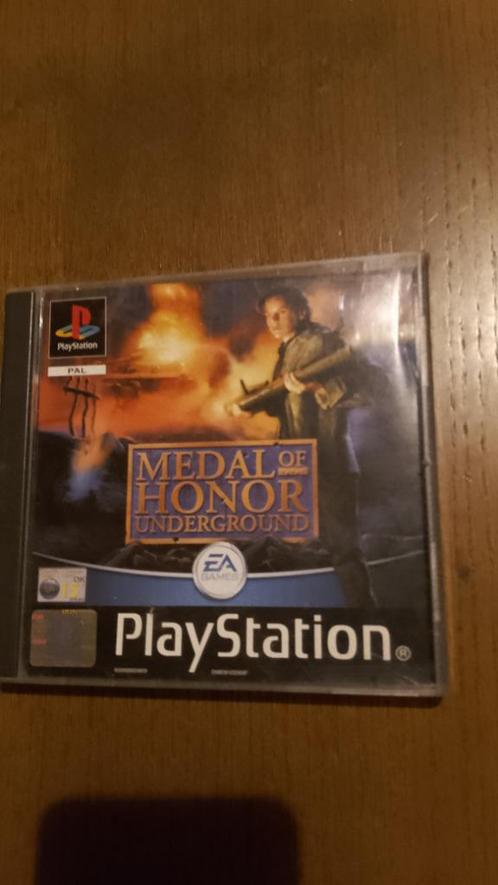 Medal of Honor Underground - PS1 GAME + FREE SHIPPING!!, Spelcomputers en Games, Games | Sony PlayStation 1, Zo goed als nieuw
