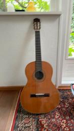 Gitaar met hoes en lesboeken, Ophalen, Zo goed als nieuw, Klassieke of Spaanse gitaar, Met koffer
