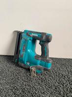 Makita Tacker 18v, Ophalen of Verzenden, Zo goed als nieuw