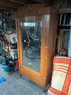 Mooie spiegelkast izgst, Ophalen