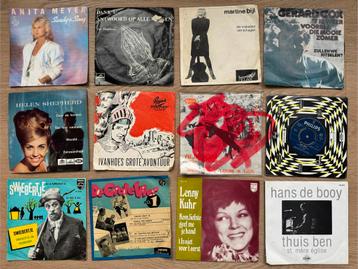 11 Nederlandstalige Singles vinyl beschikbaar voor biedingen