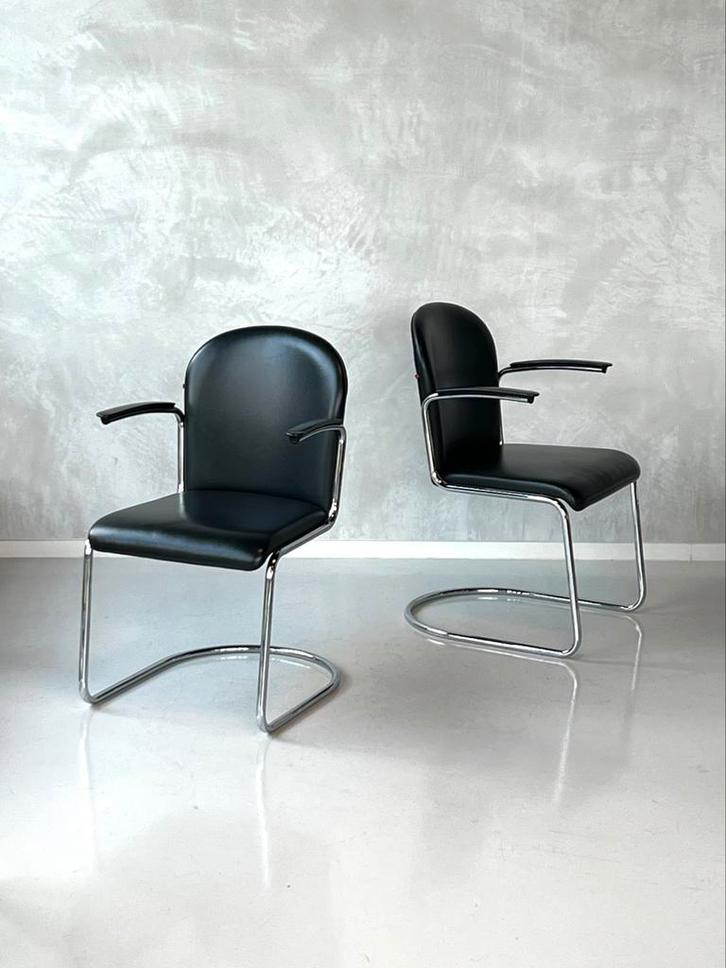 Gispen 413RL eetkamerstoelen 4x Dutch Originals prijs p/st, Huis en Inrichting, Stoelen, Gebruikt, Vier, Leer, Metaal, Overige materialen