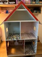 Volledig gerenoveerd poppenhuis, leuk voor december!, Kinderen en Baby's, Speelgoed | Poppenhuizen, Ophalen, Zo goed als nieuw
