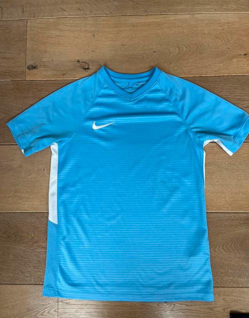 Nike shirt Dri Fit blauw maat 152, ZGAN, Kinderen en Baby's, Kinderkleding | Maat 152, Zo goed als nieuw, Jongen of Meisje, Shirt of Longsleeve