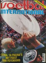 13 Historische Voetbalmagazines in Verzamelband, Verzenden, Zo goed als nieuw, Sport en Vrije tijd