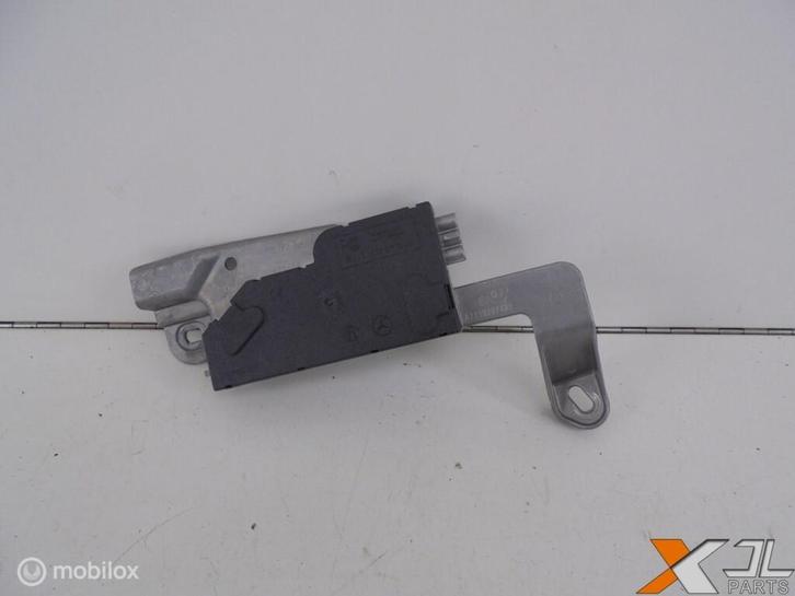 E-KLASSE W211 ANTENNEVERSTERKER TV  A2118207689, Auto-onderdelen, Elektronica en Kabels, Mercedes-Benz, Gebruikt, Ophalen of Verzenden