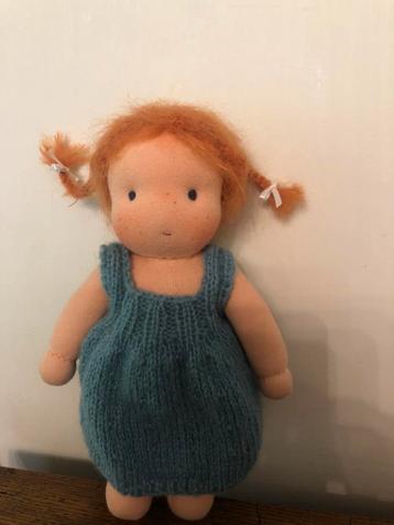 Zonnekind pop. Waldorf doll beschikbaar voor biedingen