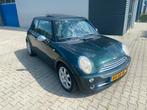 Mini 1.6 16V Cooper park lane 2006 Groen leer pano dak airco, Voorwielaandrijving, Zwart, 4 cilinders, 4 stoelen