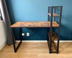 Bureau hout met bibliotheek - Industrieel design, Huis en Inrichting, Bureaus, Ophalen, Zo goed als nieuw, Bureau