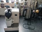 Nespresso koffiemachine incl melkopschuimer en cuphouder, Witgoed en Apparatuur, Koffiezetapparaten, Ophalen of Verzenden, Gebruikt