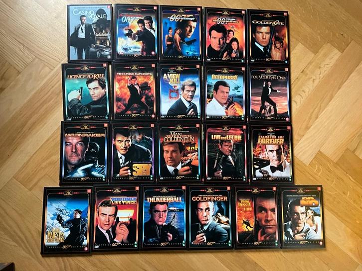 James Bond 007 Box Set - 21 DVDs, Cd's en Dvd's, Dvd's | Actie, Zo goed als nieuw, Alle leeftijden, Ophalen of Verzenden