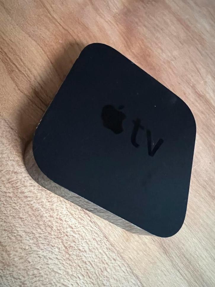 Apple TV A1469 - Compleet met kabels en afstandsbediening, Audio, Tv en Foto, Mediaspelers, Gebruikt, Minder dan 500 GB, HDMI