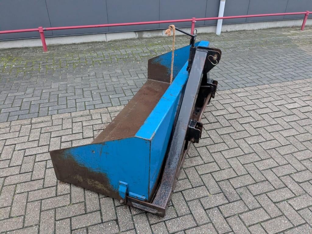 Grondbak en tractoren + Heftruck, Zakelijke goederen, Agrarisch | Werktuigen, Overige typen, Ophalen of Verzenden