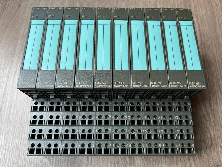 Siemens S7 ET200S 2AO-Module 6ES7 135-4MB02-0AB0, Hobby en Vrije tijd, Elektronica-componenten, Gebruikt, Ophalen of Verzenden