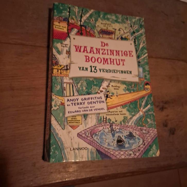 De Waanzinnige Boomhut van 13 Verdiepingen, Boeken, Kinderboeken | Jeugd | 10 tot 12 jaar, Gelezen, Fictie, Ophalen of Verzenden