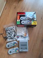 Nintendo Classic Mini: Super Entertainment System, Spelcomputers en Games, Ophalen of Verzenden, Zo goed als nieuw, Met 2 controllers