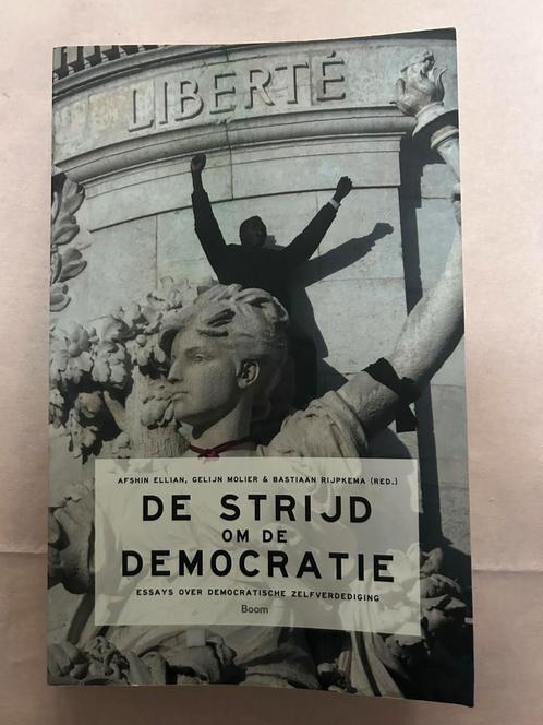 De strijd om de democratie, Boeken, Filosofie, Zo goed als nieuw, Ophalen of Verzenden