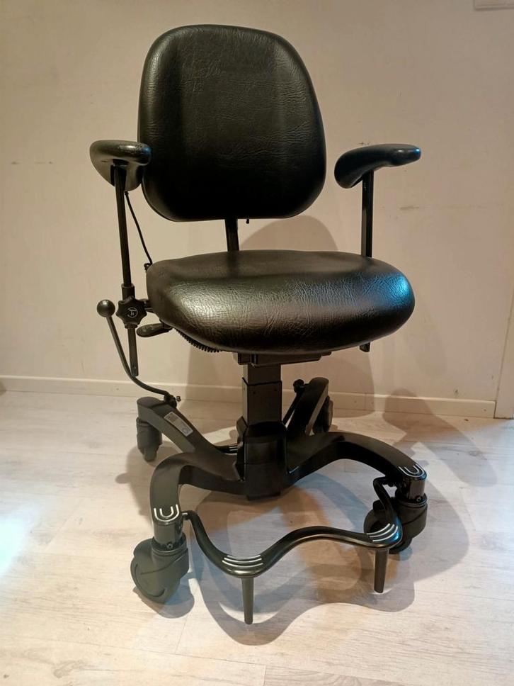 Vela Tango 700EB trippelstoel incl Garantie en Servicebeurt, Diversen, Verpleegmiddelen, Zo goed als nieuw, Ophalen of Verzenden