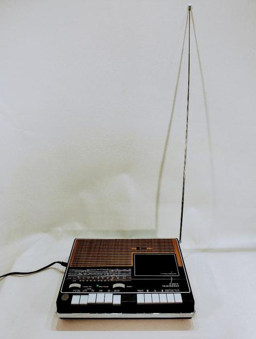 Vintage Telefunken C 400 R draagbare radio cassette, Audio, Tv en Foto, Radio's, Radio, Ophalen of Verzenden