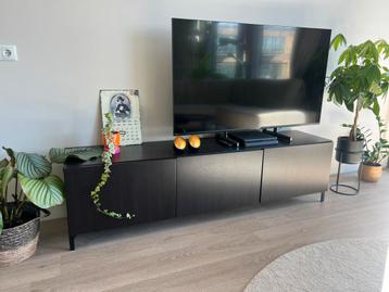 TV Meubel - Hout - Zwart (12-2023) beschikbaar voor biedingen