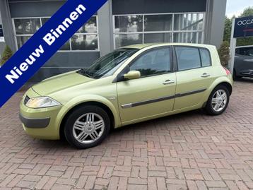 Renault Mégane 2.0-16V Privilège Luxe Bj 2003 Km 148.214 n beschikbaar voor biedingen