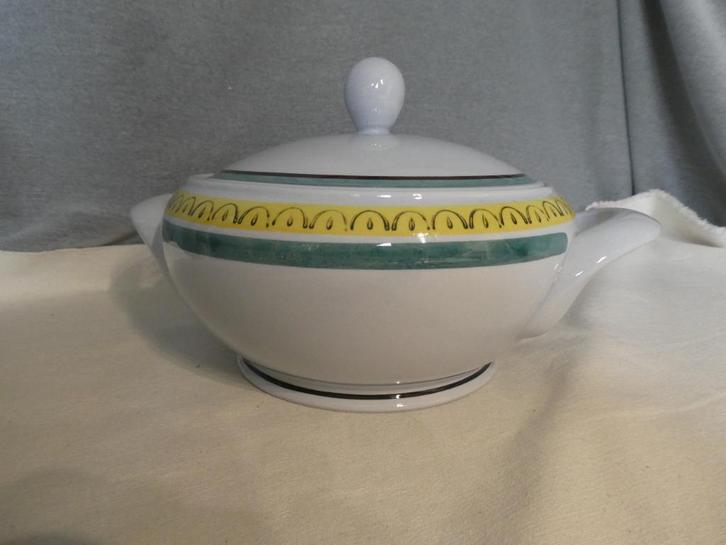 Arabia Finland Dekschaal motief Crown Band, Huis en Inrichting, Keuken | Servies, Gebruikt, Schaal of Schalen, Overige stijlen